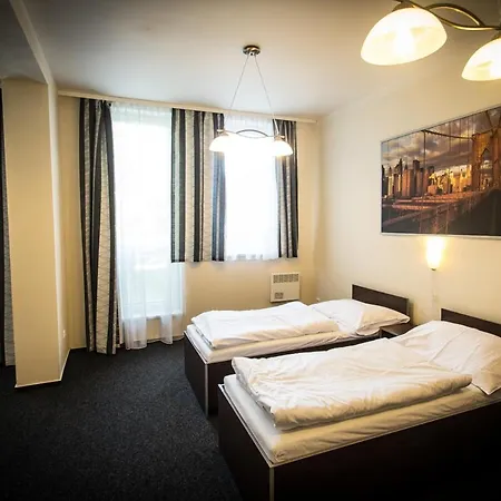 Hotel Sazavsky Ostrov Sazava (Benesov)